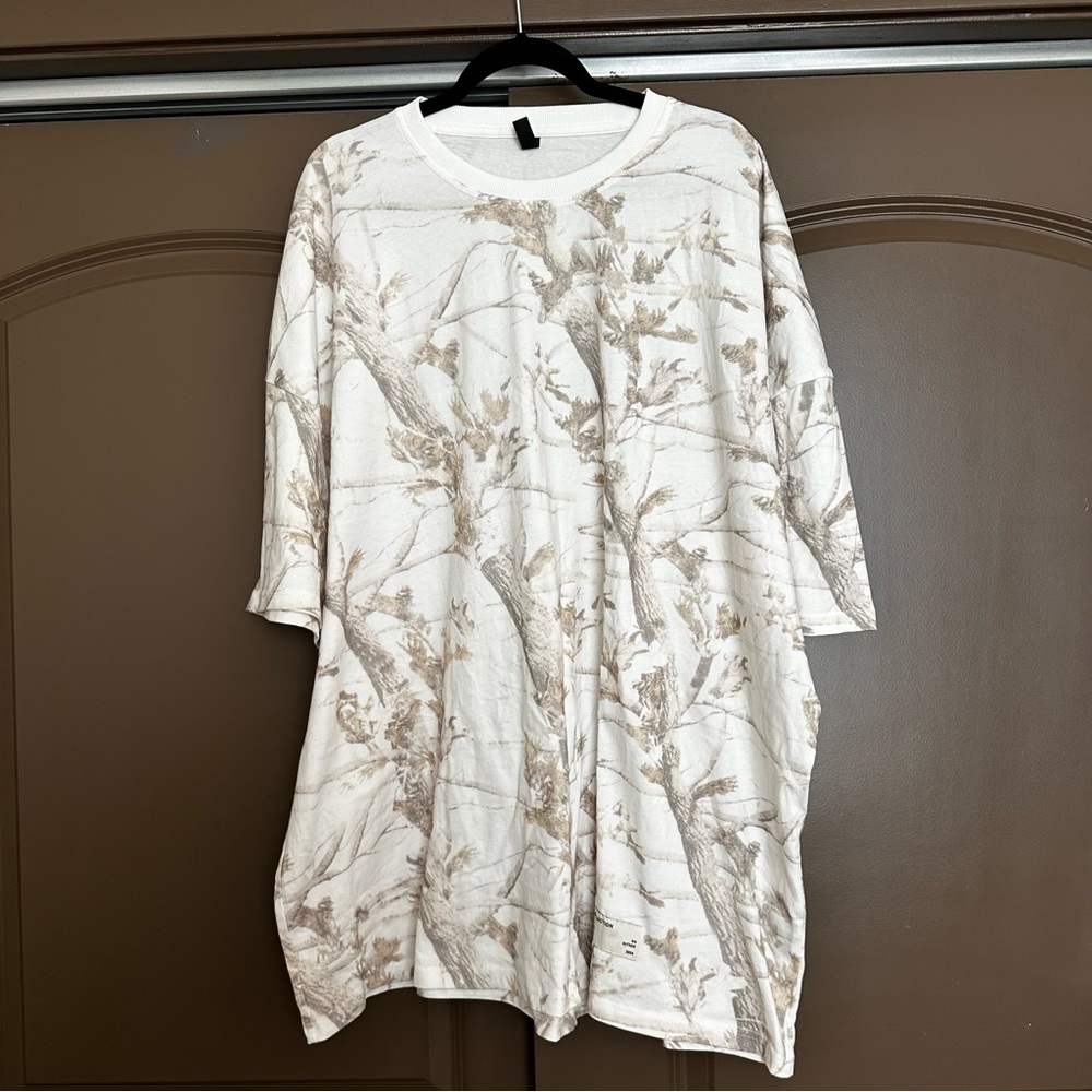 Comfrt Collection Unisex White Oak Camo Tee